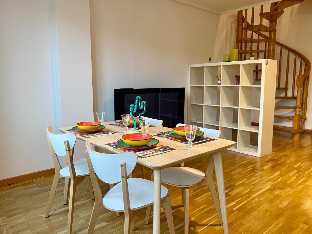 Atico Duplex Rio Ebro Apartment อาโร ภายนอก รูปภาพ