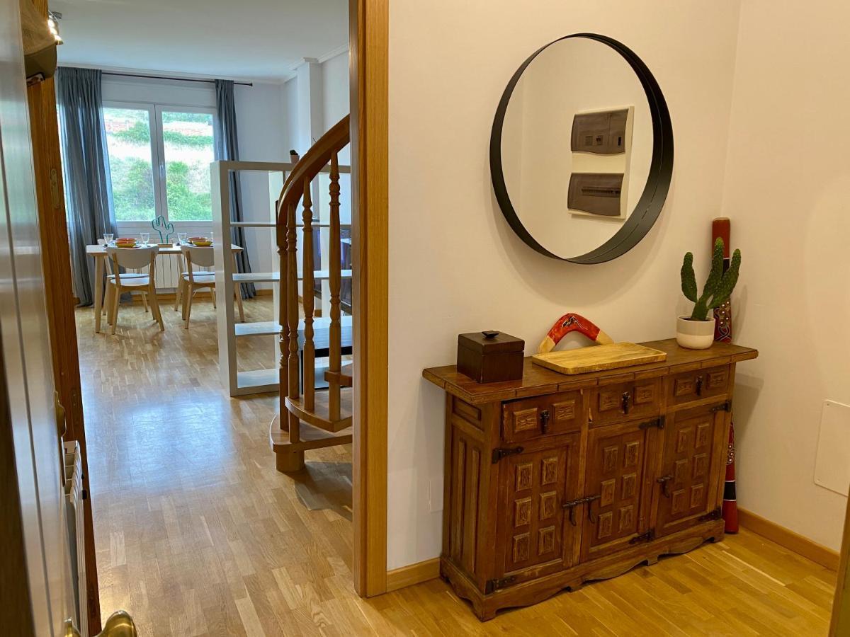 Atico Duplex Rio Ebro Apartment อาโร ภายนอก รูปภาพ